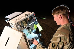 Soldiers Experiment with High Altitude Balloons during Arcane Thunder