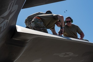 Checkered Flag is a biannual joint force aerial exercise featuring over 60 fourth and fifth-generation fighter jets in large-force combat simulations to enhance joint domain combat airpower. (U.S. Air National Guard photo by Airman 1st Class Andre Bordlee)