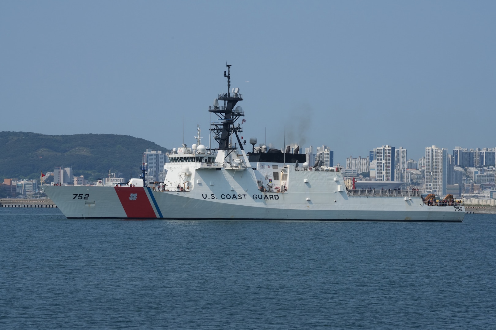 250521-N-PA218-1001 BUSAN, Republic of Korea (May 29, 2025) U.S. Coast Guard Legend-class cutter USCGC Stratton (WMSL 752) arrives in port at Busan Naval Base, Republic of Korea, May 29, 2025. Stratton’s arrival marks the beginning of a trilateral engagement between the U.S., Republic of Korea and Japanese coast guards to improve interoperability and collaboration with partners in the Indo-Pacific and maintain regional maritime security. Commander, U.S. Naval Forces Korea (CNFK) is the U.S. Navy’s representative in South Korea, providing leadership and expertise in naval matters to improve institutional and operational effectiveness between the two navies and to strengthen collective security efforts in Korea and the region. (U.S. Navy photo by Mass Communication Specialist Seaman Robert A. Moses)