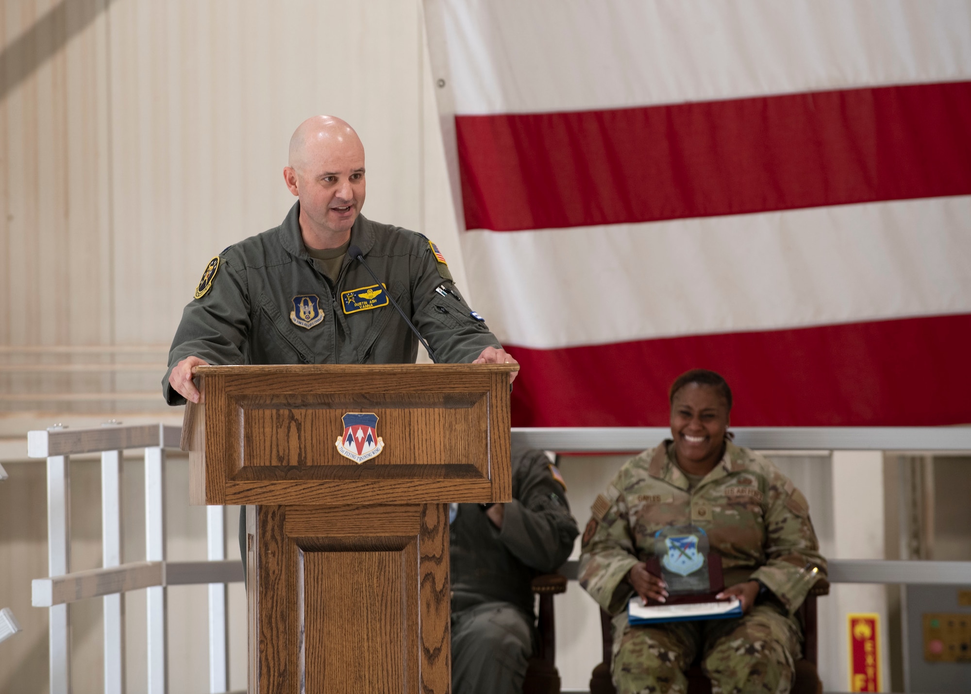 Ash assumes command of 5th FTS