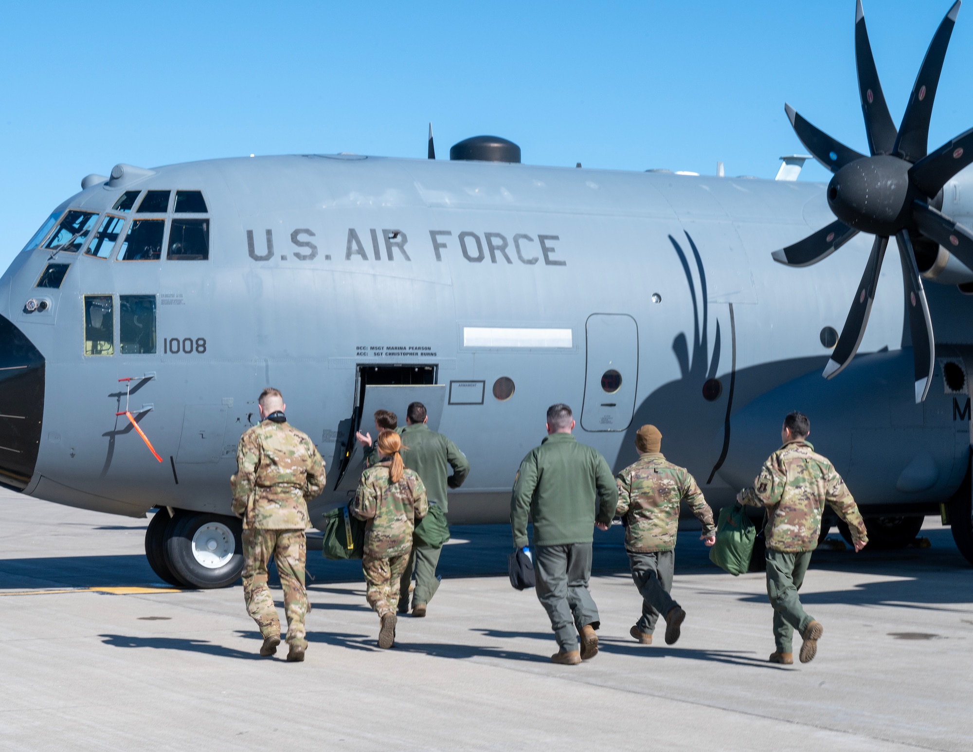 Link - 109th Airlift Squadron Flush Training