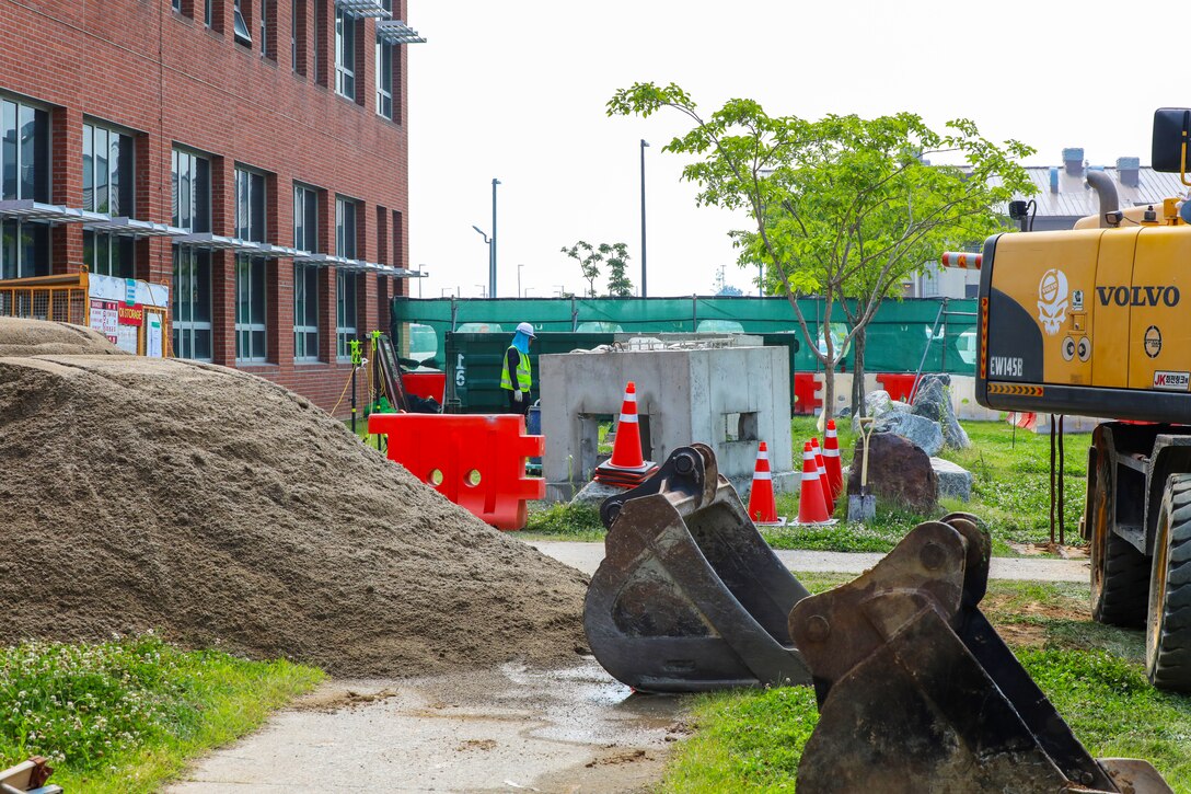 Contractor is renovating the entrance of USAG Humphreys Command Group; the Plans, Analysis and Integration Office (PAIO) and the Internal Review and Audit Compliance Officer (IRACO).
