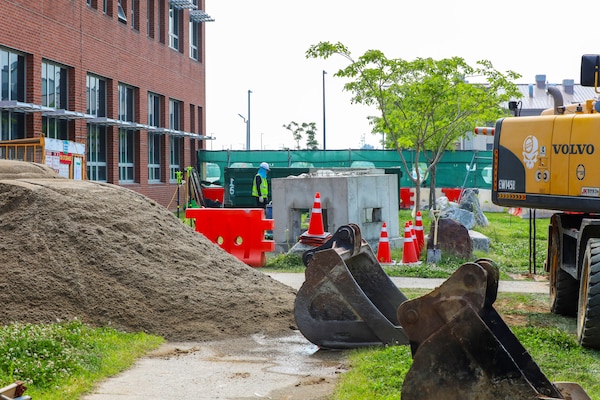 Contractor is renovating the entrance of USAG Humphreys Command Group; the Plans, Analysis and Integration Office (PAIO) and the Internal Review and Audit Compliance Officer (IRACO).