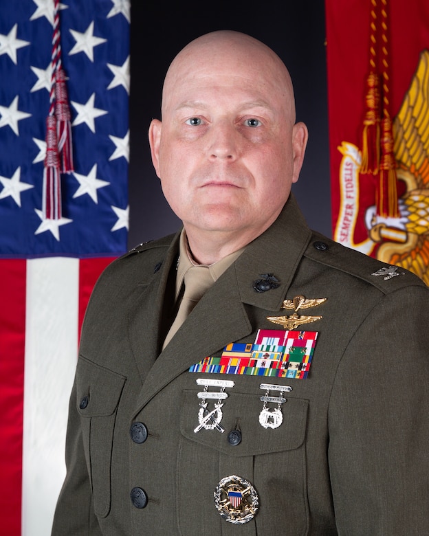 Command photograph.