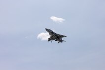 U.S. Marine Corps Deputy Commandant for Aviation visits VMA-223 and flies in a TAV-8B Harrier II jet