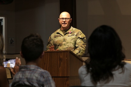 Master Sgt. Francis Sarnecki addresses family, friends, and fellow Soldiers during his retirement ceremony at the Illinois State Military Museum in Springfield, June 6.