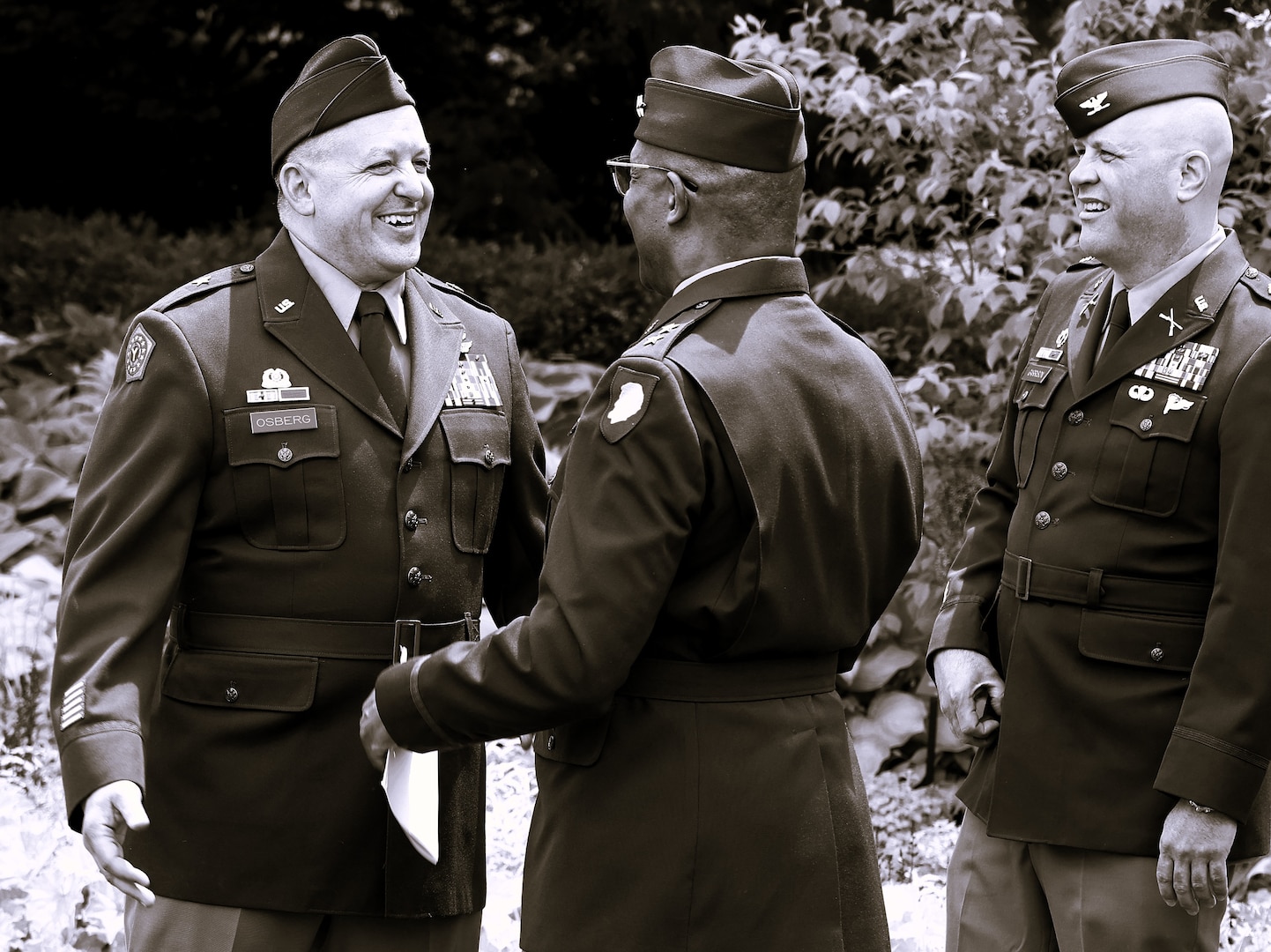 Illinois Army National Guard Maj. Gen. Justin Osberg greets Maj. Gen. Rodney Boyd, the Adjutant General of Illinois and Commander of the Illinois National Guard, prior to Osberg’s promotion ceremony