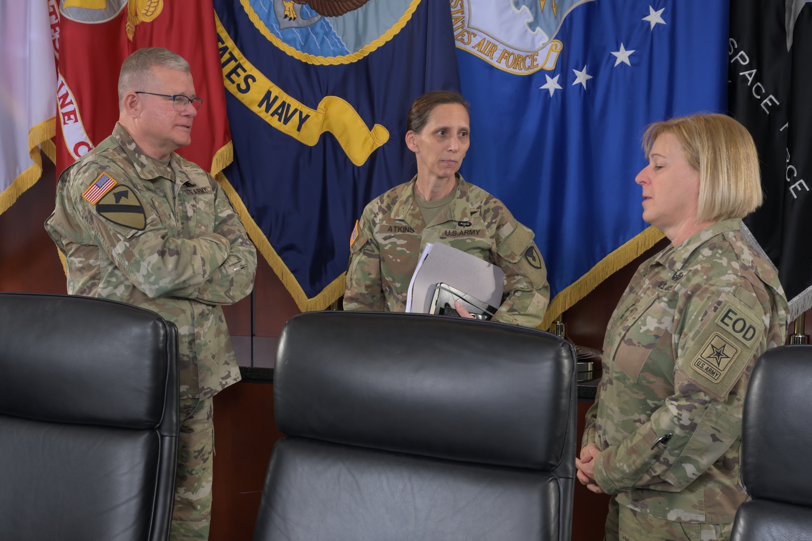 Defense Logistics Agency Director Army Lt. Gen. Mark Simerly, left, greets U.S. Army Materiel Command Chief of Operations Brig. Gen. Gail Atkins, center, and Army Deputy Chief of Staff for Logistics Lt. Gen. Heidi Hoyle, right, during the Army/DLA Service Integration Day
