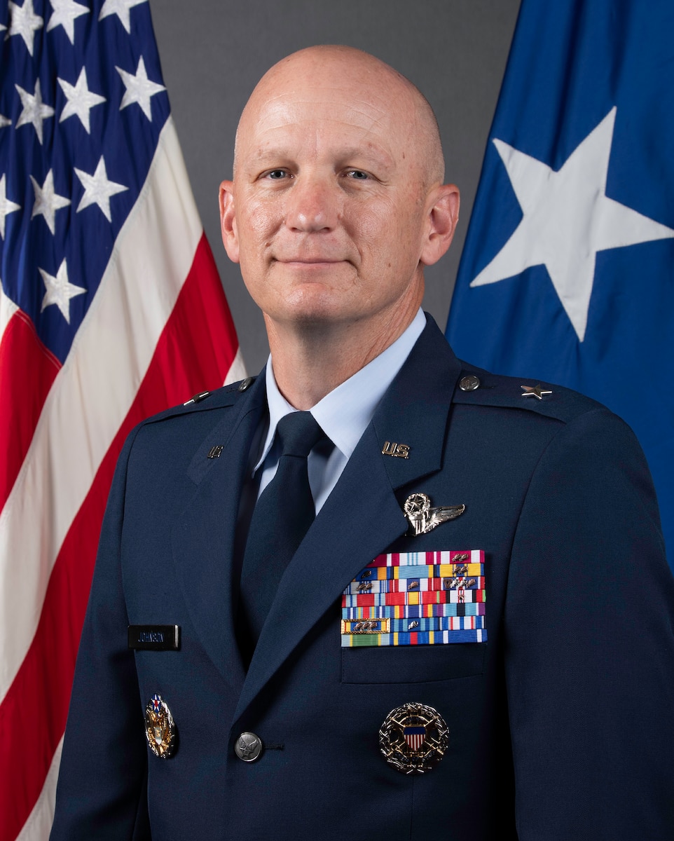 Studio photo of 60 AMW commander