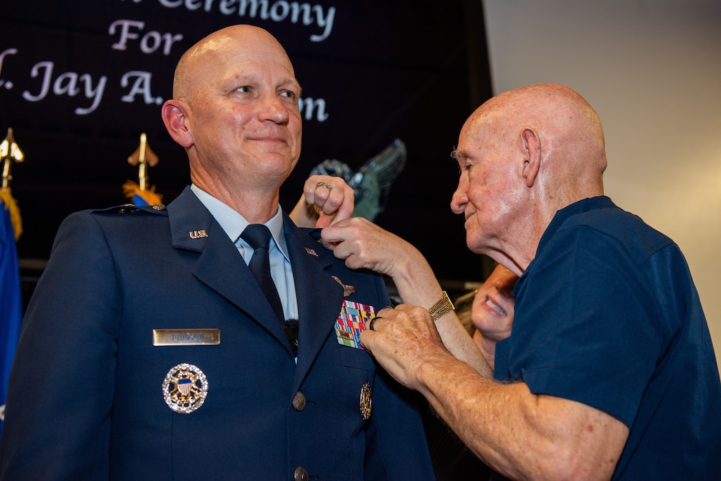 Family pins newly promoted general