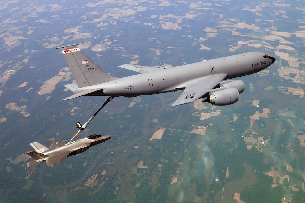 KC-135 refueling a F-35A in air