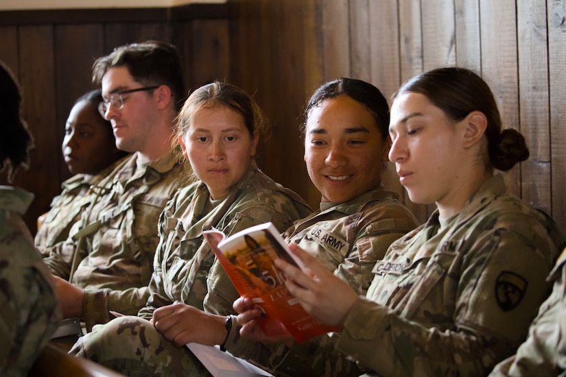 Army Reserve chaplain leads discussion on love and readiness during Building Strong and Ready Teams event at Fort Barfoot