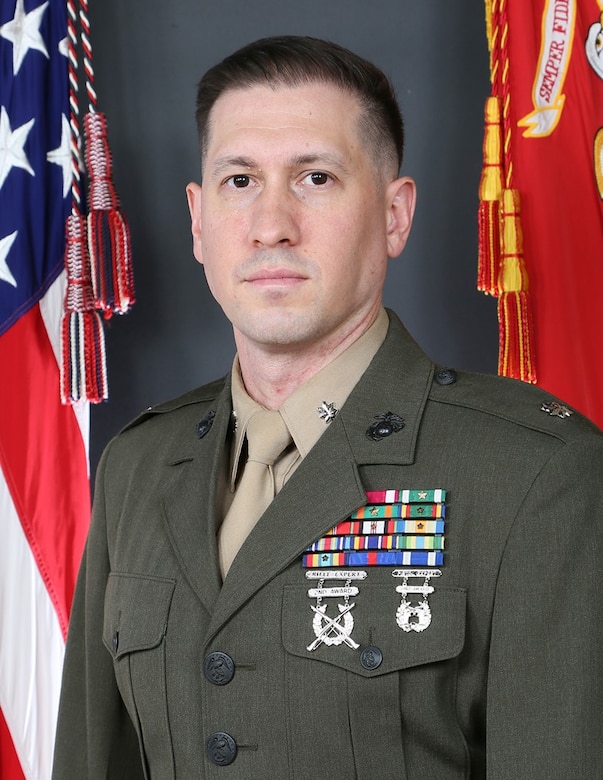 Lieutenant Colonel Steven A. Valenti command photo