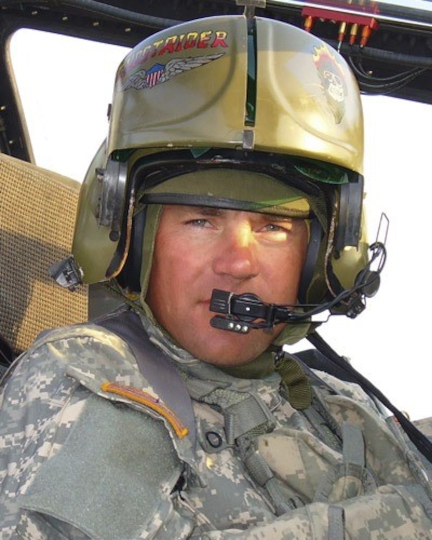 Photo of Chief Warrant Officer 4 Keith Yoakum