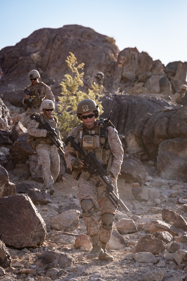 U.S. Marines with 1st Battalion, 23rd Marine Regiment, 4th Marine Division run down a hill during Range

400 as part of Integrated Training Exercise 3-25 (ITX 3-25) on Marine Corps Air Ground Combat Center,

Twentynine Palms, California, June 10, 2025. ITX is a critical Marine Air-Ground Task Force exercise for

the Marine Forces Reserve’s training cycle, confirming unit readiness through live-fire and combined

arms integration. (U.S. Marine Corps photo by Staff Sgt. Scott Jenkins)
