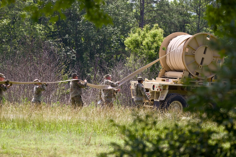 Joint assault hoseline and fuel ops strengthen U.S.-U.K. ties at Mojave Falcon