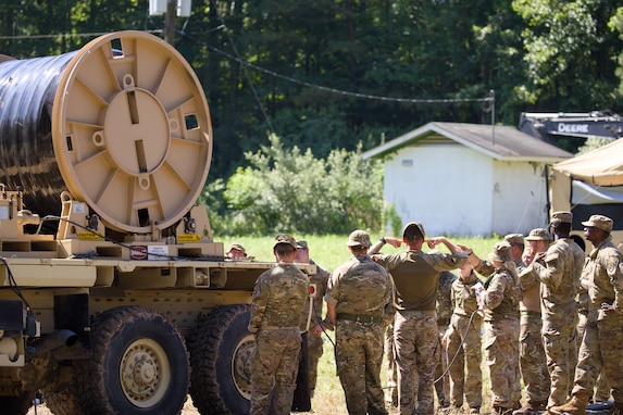 Joint assault hoseline and fuel ops strengthen U.S.-U.K. ties at Mojave Falcon