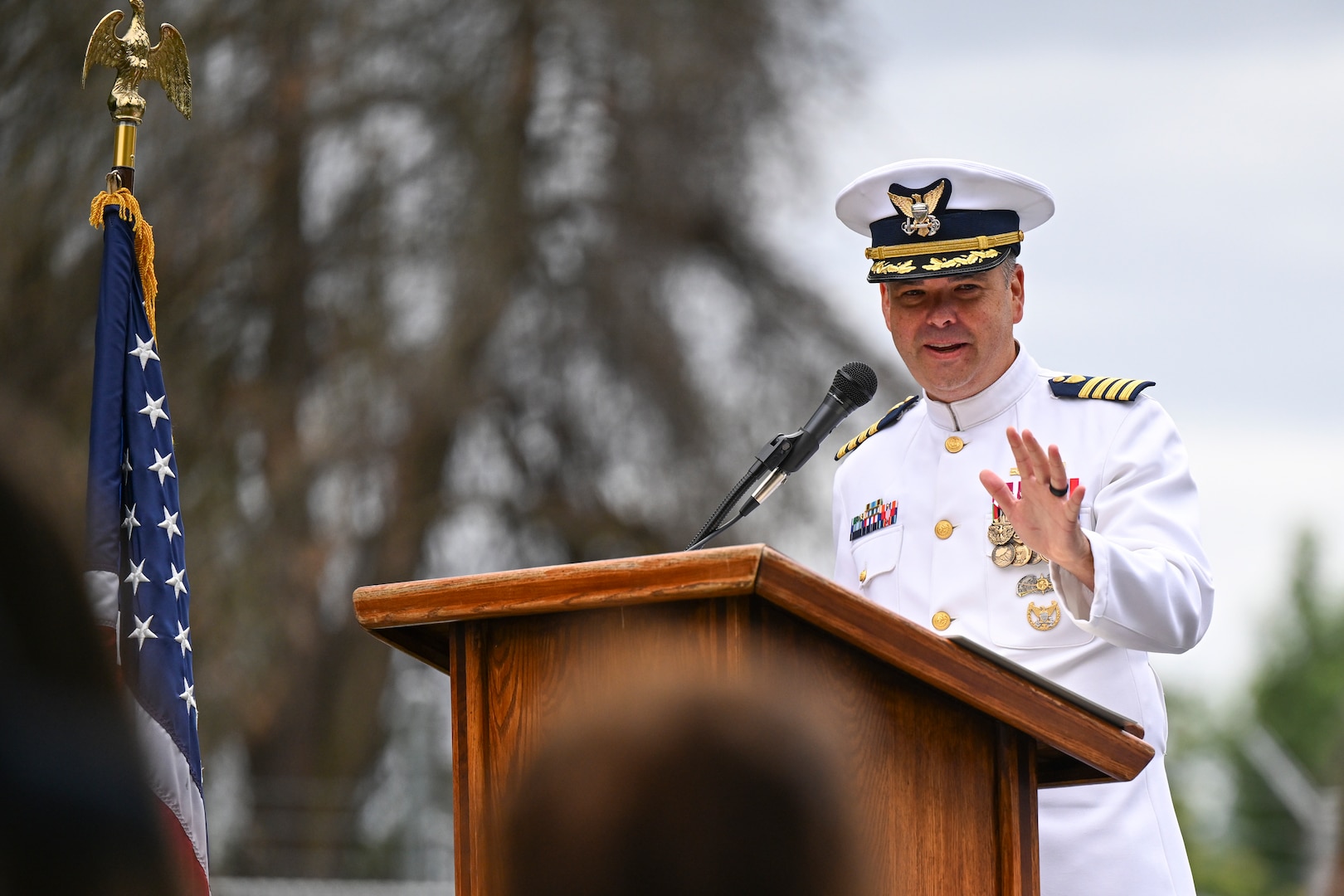 Coast Guard welcomes new commander to Sector Columbia River