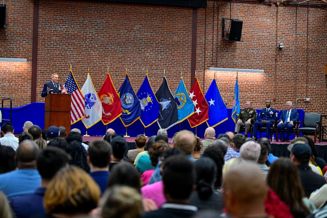 Ellsworth bids farewell to DLA Aviation