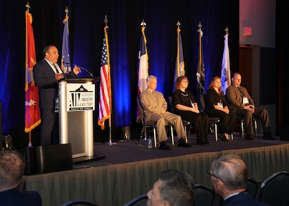 SAN ANTONIO – (June 16, 2025) – Dr. Darrin Frye, chief science director, Naval Medical Research Unit (NAMRU) San Antonio, participated in an Introduction to Working with San Antonio Federal Medical Research Organizations during the annual AIM Health R&D Summit held at the Henry B. Gonzalez Convention Center. Designed to promote cross-sector collaboration in the development of life-saving battlefield technologies, the one-day summit brings together top innovators from academia, industry, and the military to accelerate the research, development, and commercialization of transformative medical technologies. Collaborating and working alongside a wide range of research and development partners keeps Navy Medicine Research & Development (NMR&D) abreast of best practices and advances in medical knowledge. NAMRU San Antonio, part of NMR&D conducts gap-driven combat casualty care, craniofacial, and directed energy research in support of Navy, Marine Corps and joint U.S. warfighter health readiness and lethality while engaged in routine and expeditionary operations. (U.S. Navy photo by Burrell Parmer, NAMRU San Antonio Public Affairs/Released)