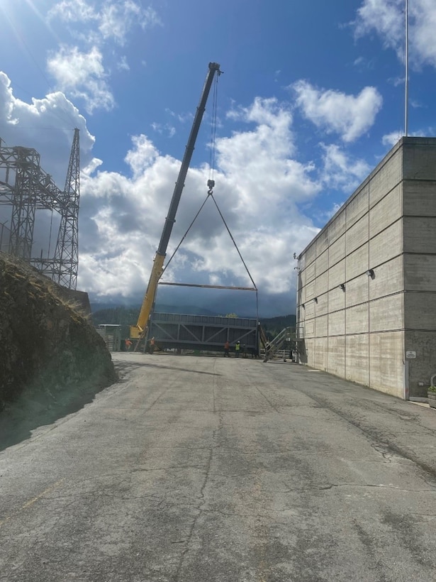 Gate 3‘s return to Albeni Falls Dam, Oldtown, Idaho, May 12, 2025. The USACE team recently completed their Fiber Reinforced Polymer (FRP) Installation Certification course, April 8-10, 2025, to apply FRP to the gate and have it ready for service in August 2025.