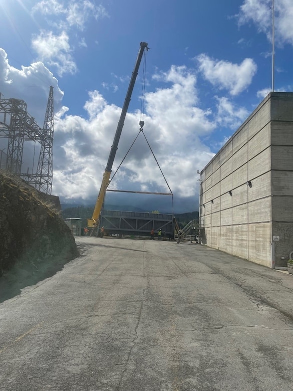 Gate 3‘s return to Albeni Falls Dam, Oldtown, Idaho, May 12, 2025. The USACE team recently completed their Fiber Reinforced Polymer (FRP) Installation Certification course, April 8-10, 2025, to apply FRP to the gate and have it ready for service in August 2025.