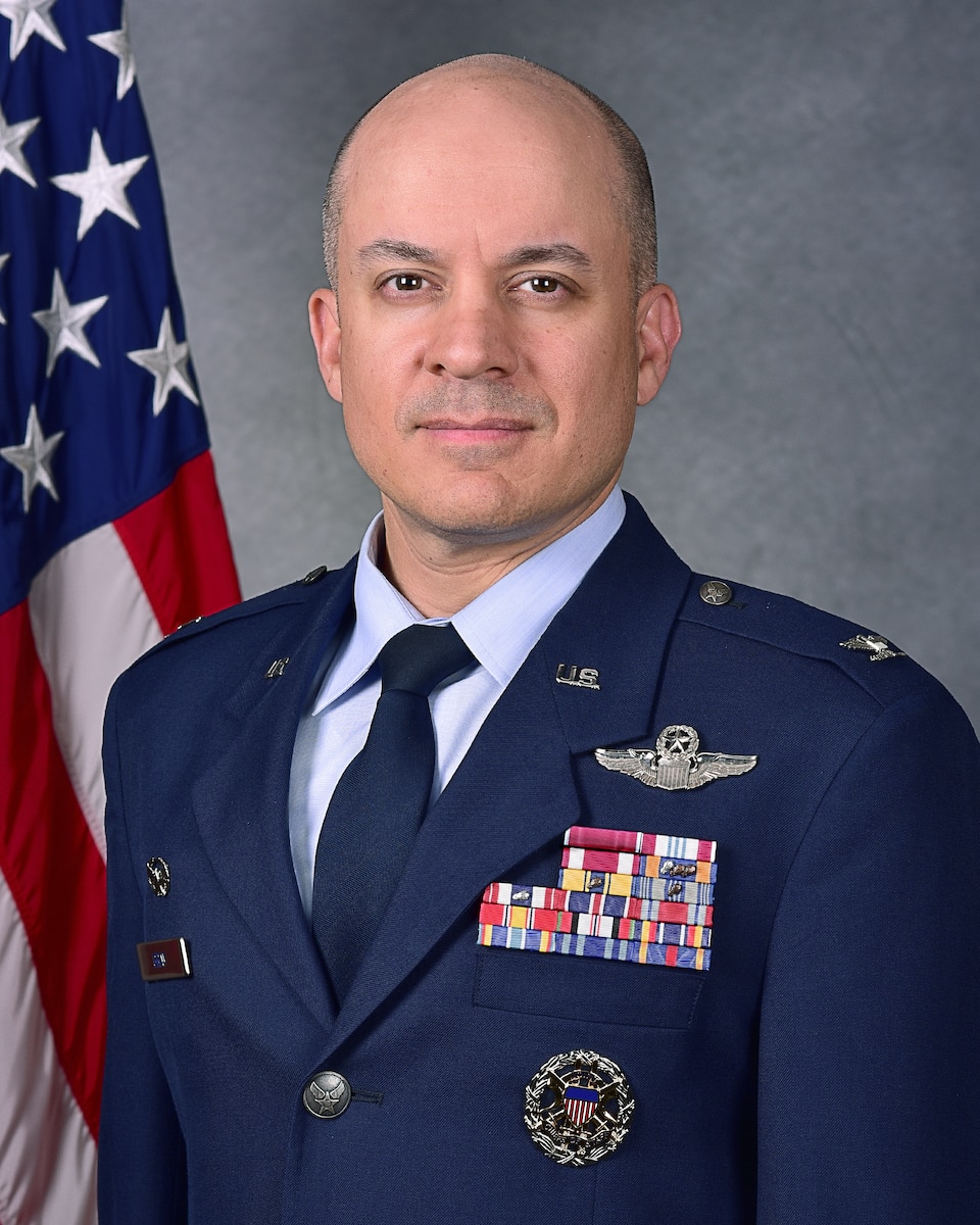 Bio Photo for Col. Aaron T. Gray, 55th Wing commander.