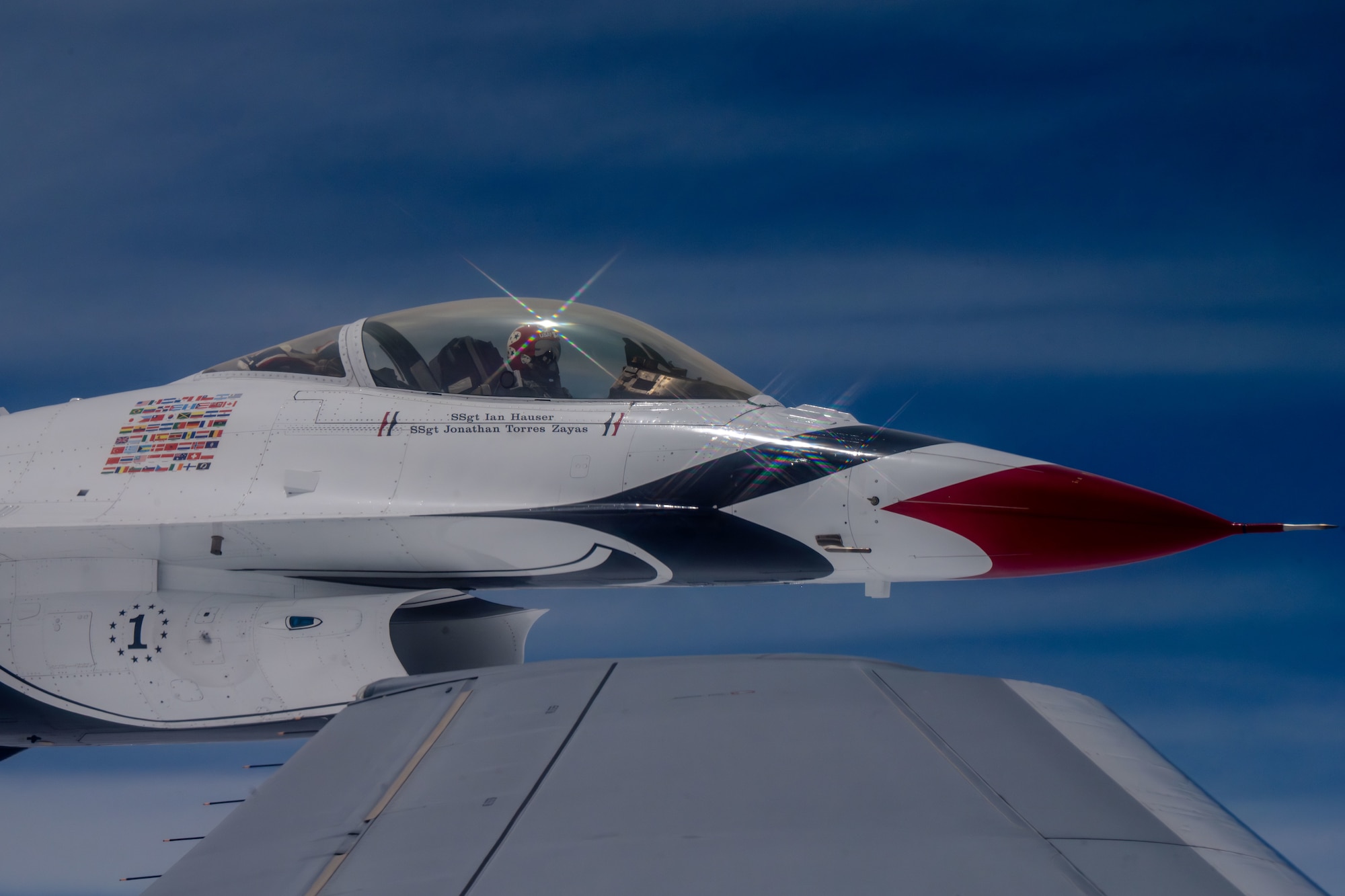 A U.S. Air Force Air Demonstration Squadron "Thunderbirds" wait to be refueled by a KC-46A Pegasus assigned to McConnell Air Force Base, Kansas, over the U.S., June 13, 2025. The KC-46 crew offloaded approximately 75,000 pounds of fuel to the Thunderbirds. (U.S. Air Force photo by Airman 1st Class Paula Arce)