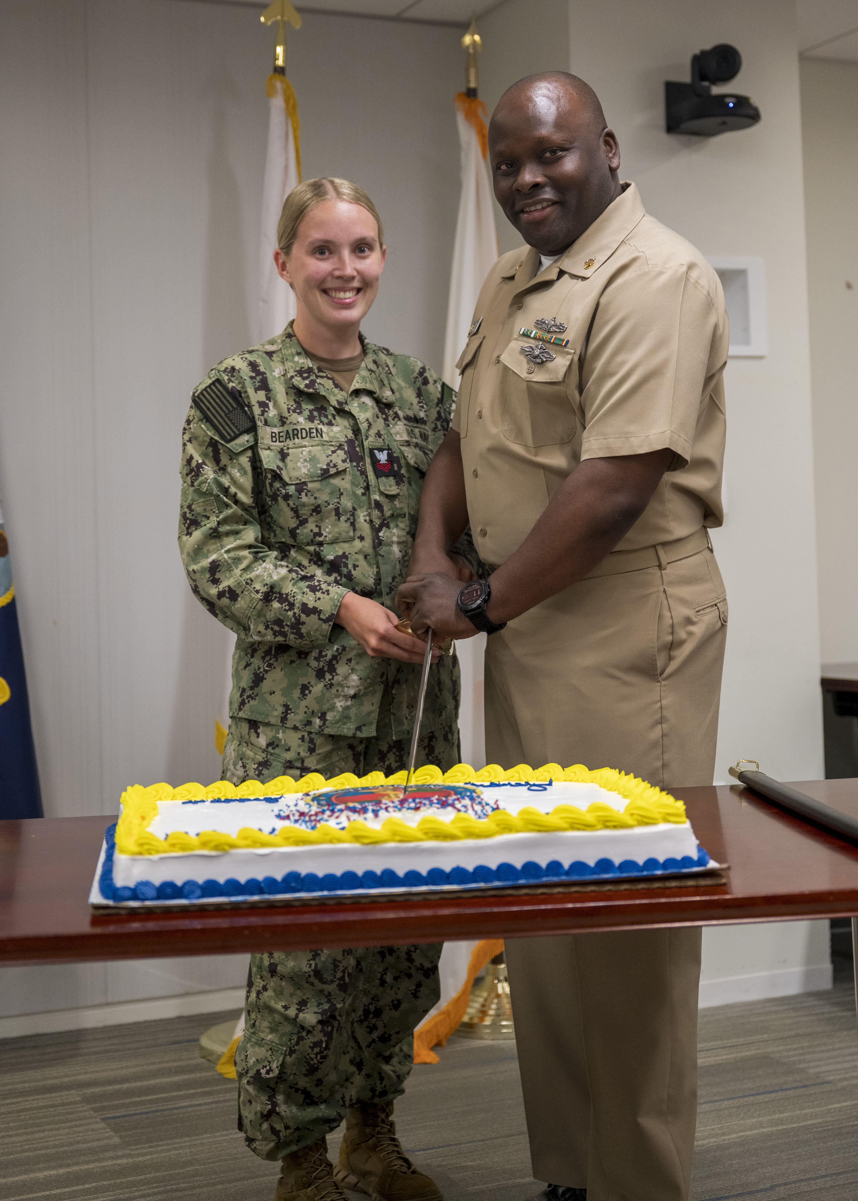 米軍 HOSPITAL CORPSMAN BIRTHDAY 記念品 Corpsman Up: Hospital Corps Marks 127 Years of Unwavering