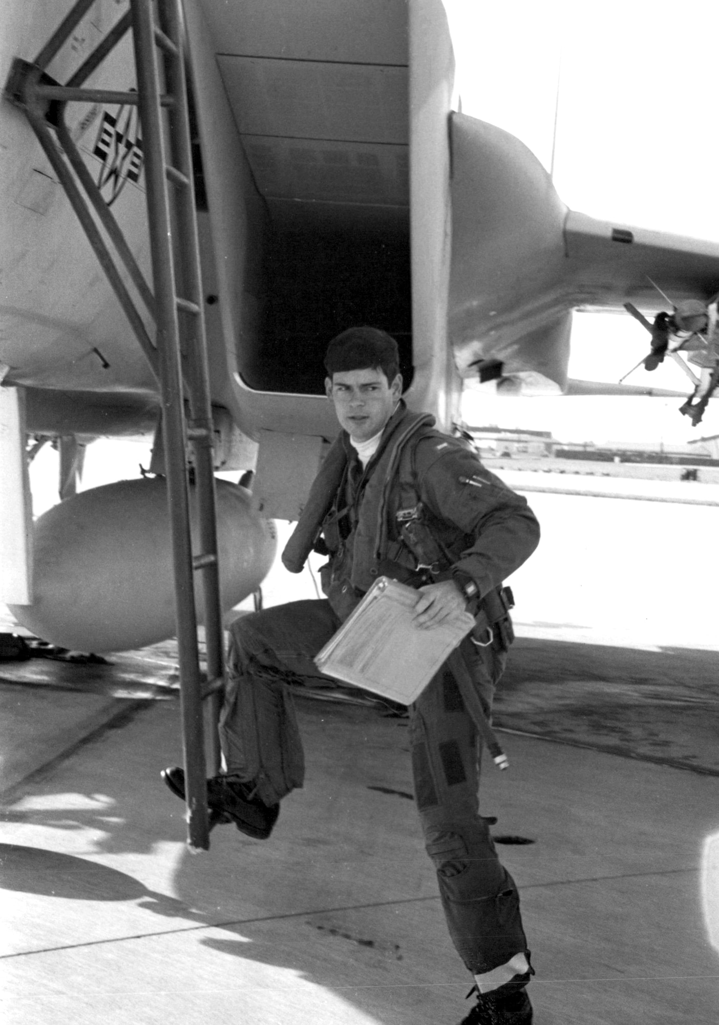 Gen. Ken Wilsbach completes his fini-flight.