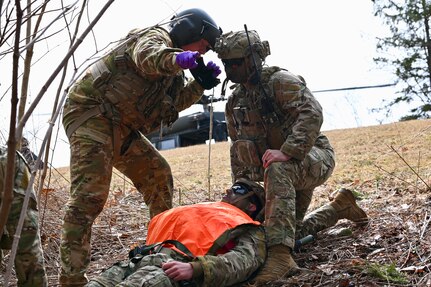 Soldiers and Airmen assigned to the District of Columbia National Guard, West Virginia National Guard, 7th Air Support Operations Squadron, and German Army conduct exfil training to maintain combat readiness in Elkins, West Virginia, on March 7, 2025. More than 20 air and ground units across the National Guard, Army, and Air Force participated in Misty Dawn, a Large-Scale Combat Operations (LSCO) joint readiness exercise that highlighted coalition interoperability and high-end integrated tactics.