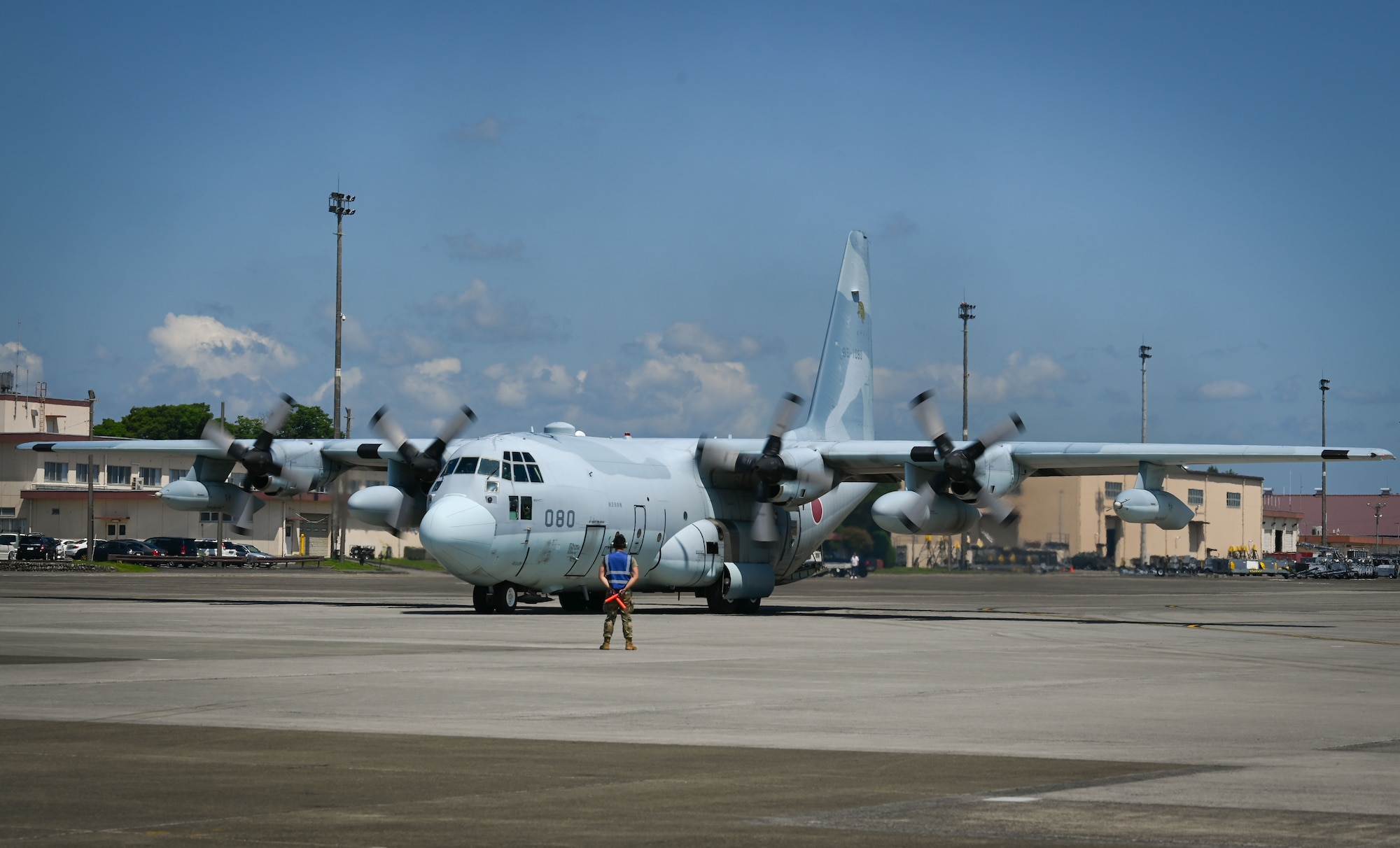 36 AS conducts operational a subject matter exchange with JASDF aircrew