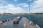 YOKOSUKA, Japan (June 23, 2025) – The U.S. 7th Fleet flagship USS Blue Ridge (LCC 19) arrives in Yokosuka, Japan after its summer 2025 patrol, June 23, 2025. The Blue Ridge and embarked U.S. 7th Fleet staff conduct regular Indo-Pacific patrols to deter aggression, strengthen alliances and partnerships, and advance future warfighting capabilities. (U.S. Navy photo by Mass Communication Specialist Seaman Damian Cook)
