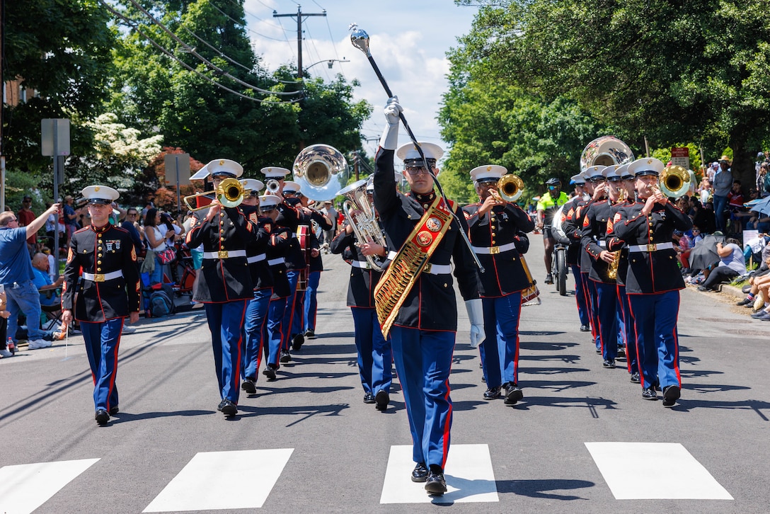 Corporal Hellige leads the Quantico Marine Band on the march at the Falls Church Flag Day Parade.