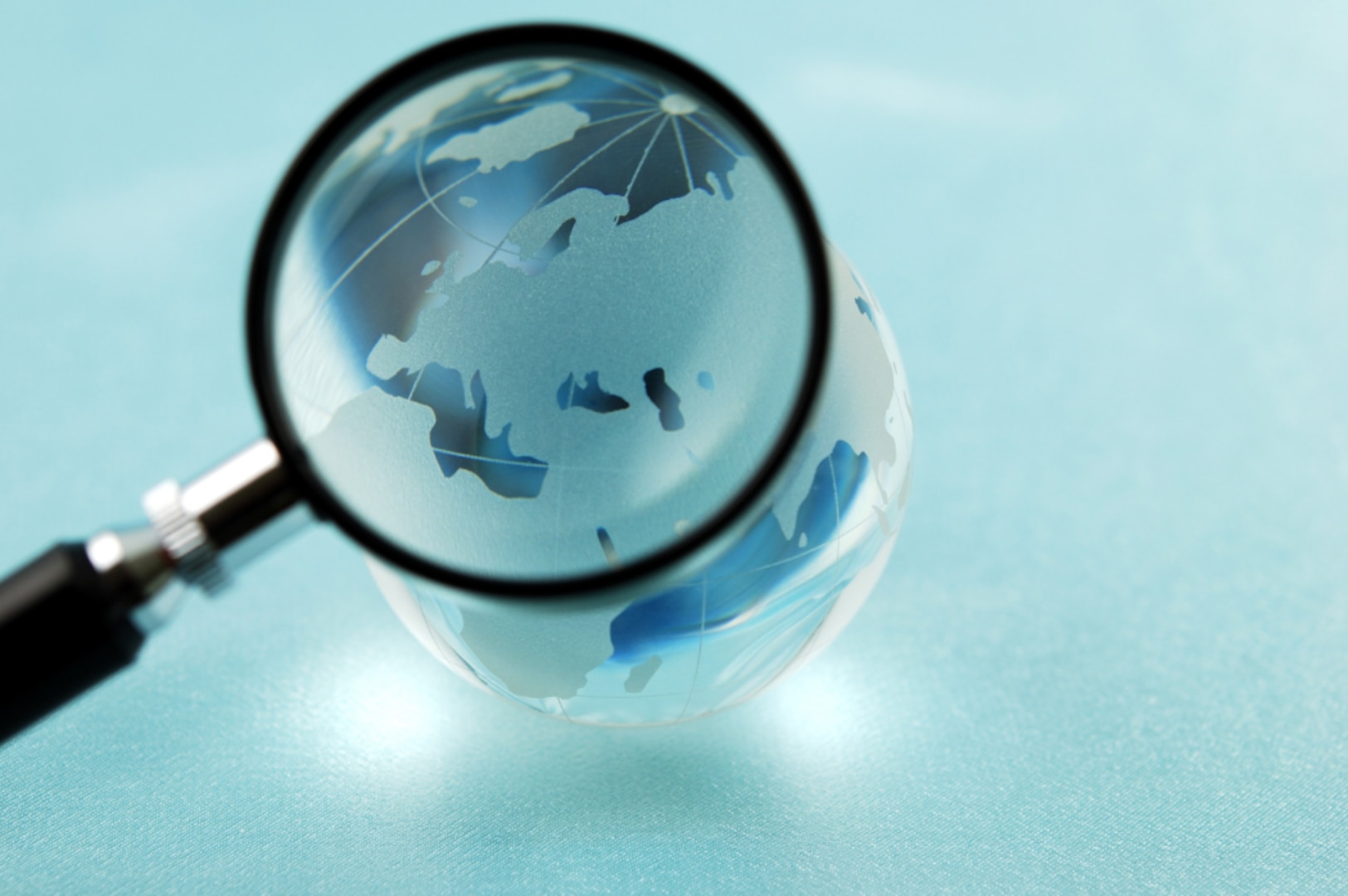 Magnified glass globe