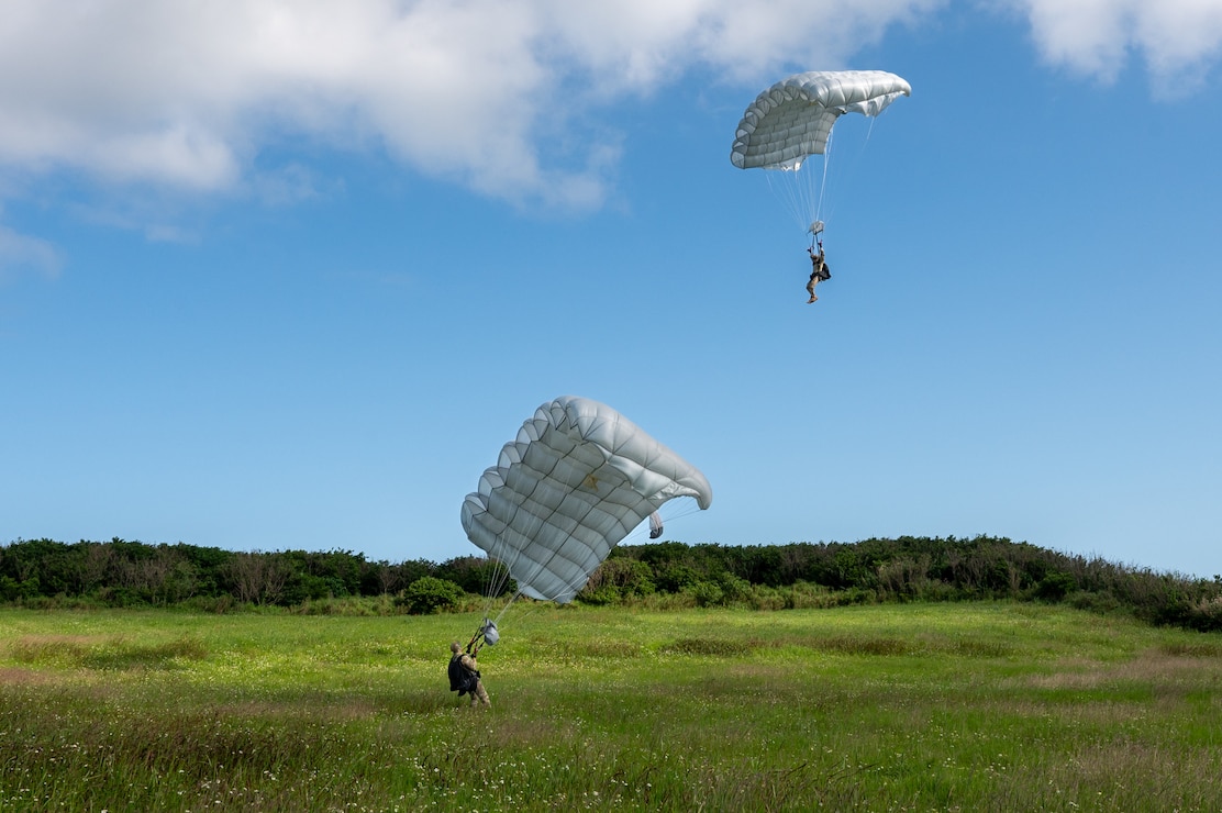 NSW, USMC Military Free Fall Training
