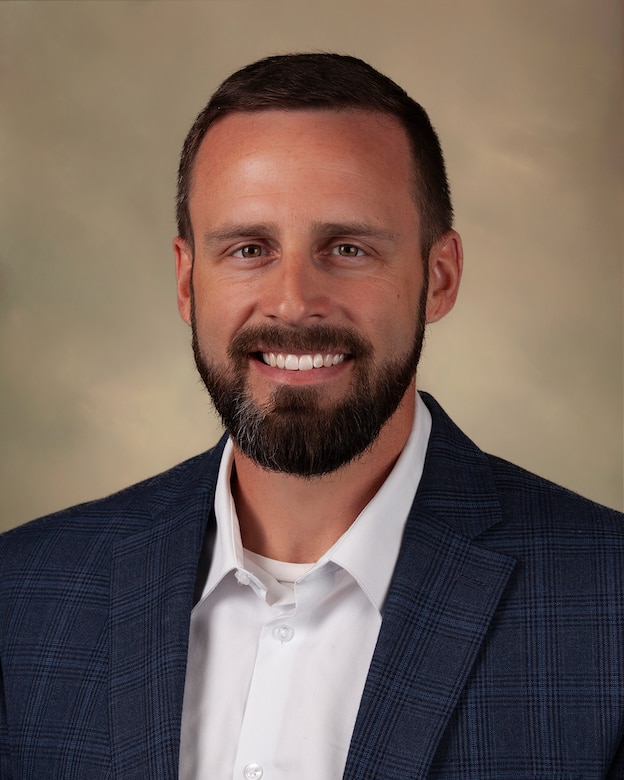 Louisville District’s Chief of Operations, Mr. Waylon Humphrey, has been selected to serve as the Chief of Operations and Regulatory for the USACE Great Lakes and Ohio River Division (LRD). He officially assumed the role on June 16 and will serve in this assignment through the remainder of 2025.