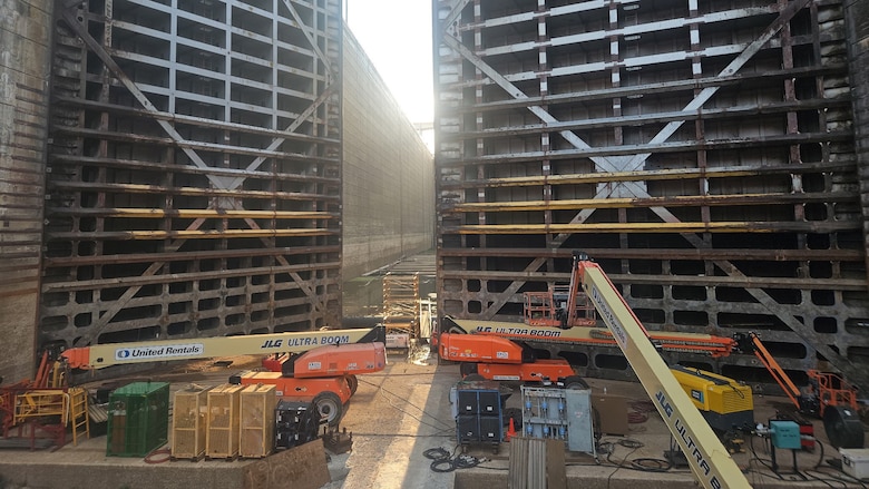The U.S. Army Corps of Engineers Nashville District swing the downstream miter gates June 10, 2025. Officials expect that Wilson Lock at Tennessee River mile 259.4 will reopen on or about June 30, 2025. (USACE Photo)