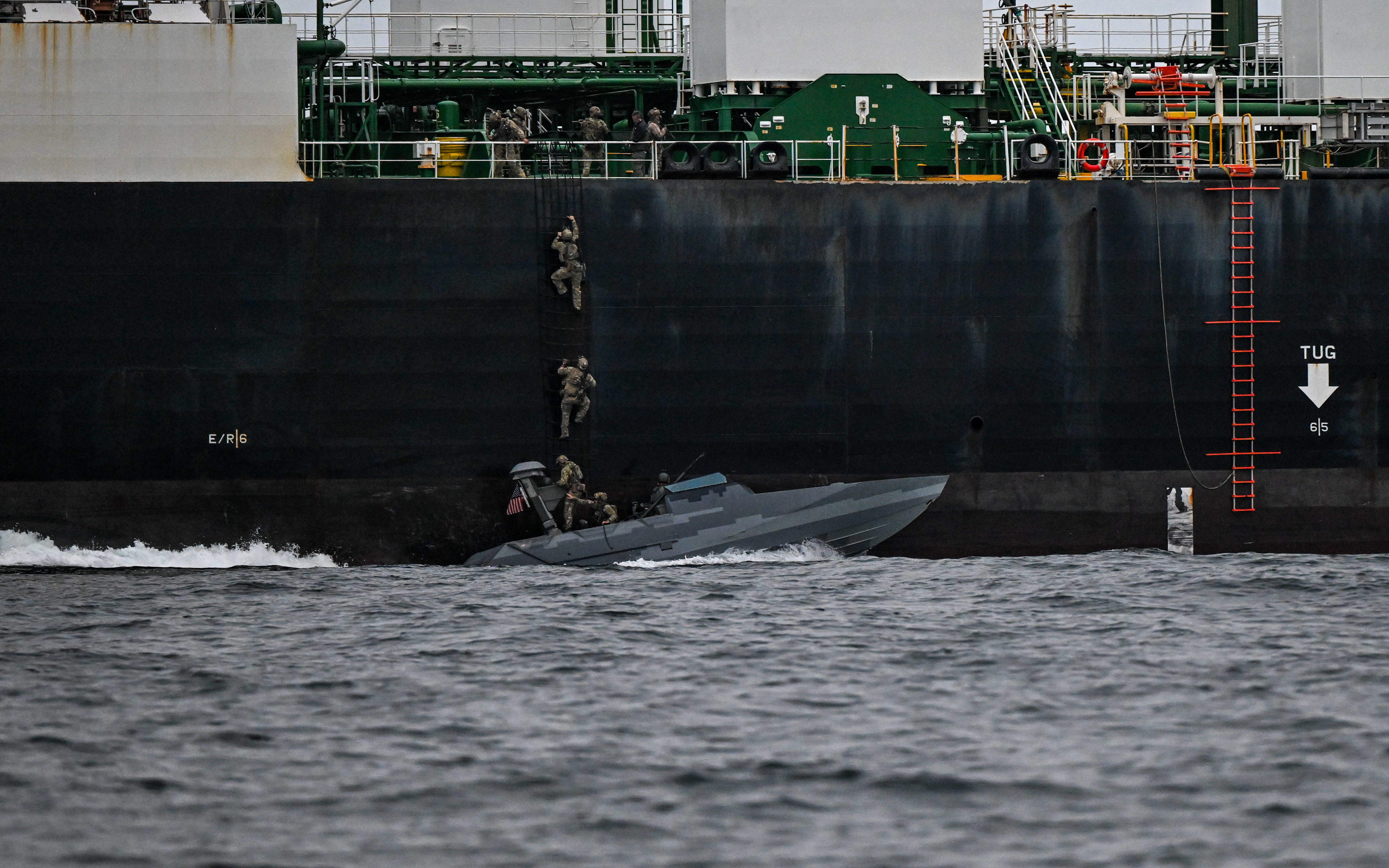 Naval Special Warfare Conducts Joint Training