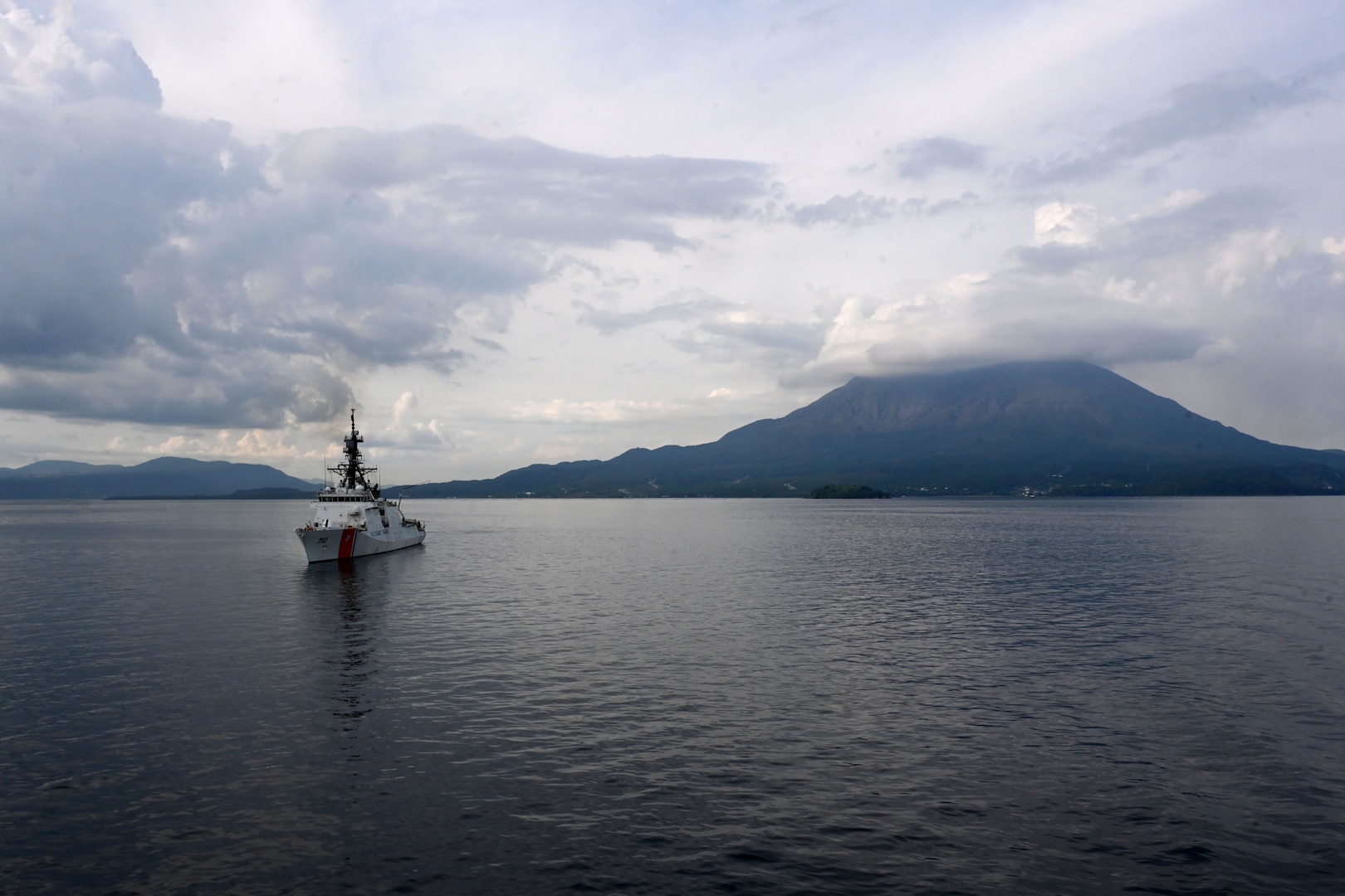 The Legend-class U.S. Coast Guard Cutter Stratton (WMSL 752) transits Kagoshima Bay during a trilateral exercise with U.S., Japan and Philippine Coast Guards in Kagoshima, Japan, June 20, 2025. Stratton is deployed and assigned to Destroyer Squadron (DESRON) 15, the Navy’s largest DESRON and the U.S. 7th Fleet’s principal surface force. U.S. Coast Guard Cutter Stratton is deployed to the Indo-Pacific to advance relationships with ally and partner nations to build a more secure and prosperous region with unrestricted, lawful access to the maritime commons. (U.S. Coast Guard photo by Senior Chief Petty Officer Matthew S. Masaschi)