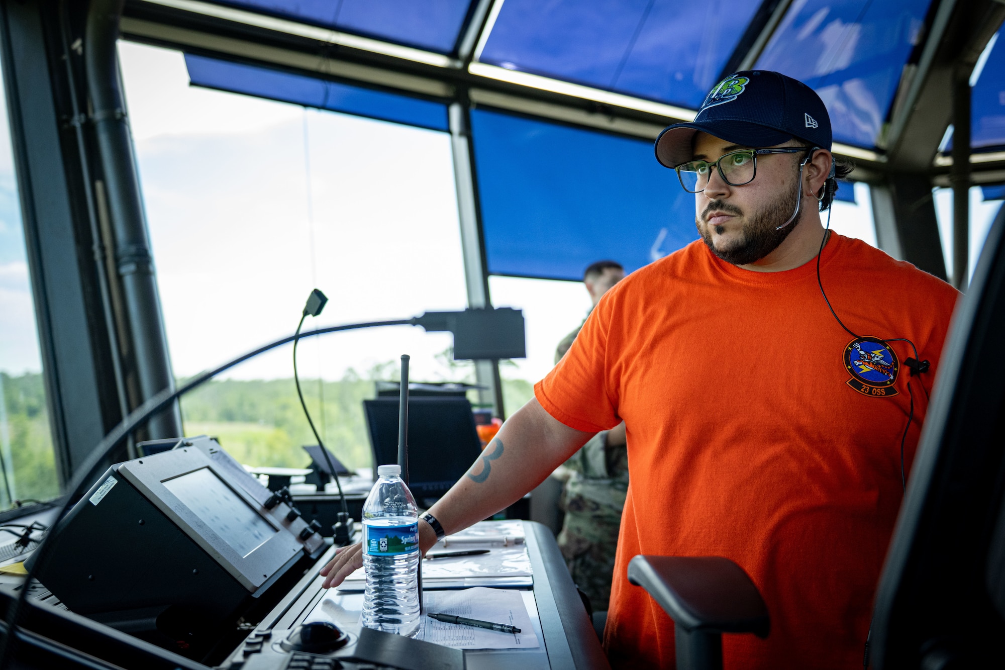 U.S. Air Force contractor Alexander Vega, 23rd Operations Support Squadron Air Traffic Controller, monitors low flying F-35A Lightning II’s during a comprehensive noise exercise at Moody Air Force Base, Georgia, June 18, 2025. These findings will be instrumental in developing effective noise management strategies. (U.S. Air Force photo by 1st Lt. Benjamin Williams)