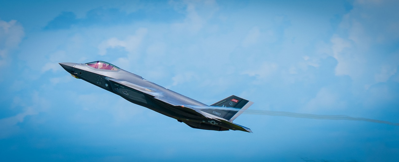 A U.S. Air Force F-35A Lightning II from the 187th Fighter Wing flies at low-level during a comprehensive noise exercise at Moody Air Force Base, Georgia, June 18, 2025. The assessment examined the effectiveness of pilot techniques, such as optimized flight paths, in minimizing noise exposure. (U.S. Air Force photo by 1st Lt. Benjamin Williams)