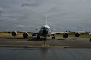 The RC-135V/W supports theater and national level consumers with near real time on-scene intelligence collection, analysis and dissemination capabilities.