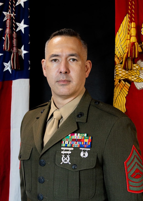 Master Sergeant Caldwell command photo.