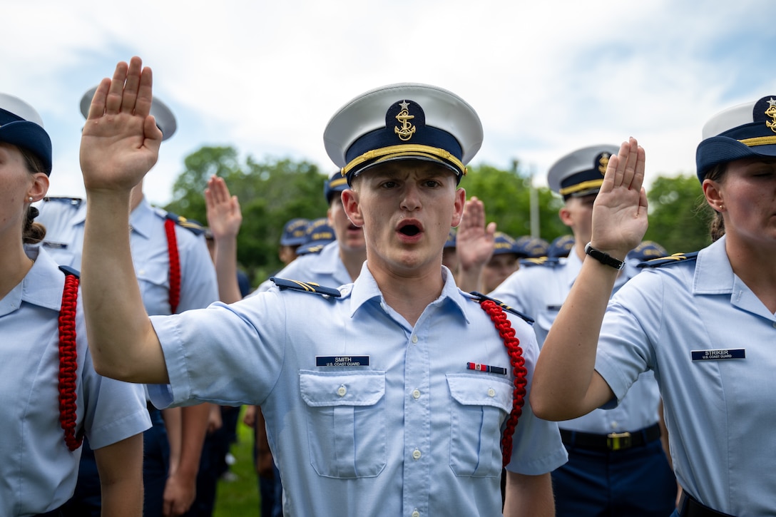 US. Coast Guard Academy (USCGA) cadet cadre swear to uphold a high quality of leadership as part of Day One at USCGA, New London, Connecticut, June 30, 2025. This ceremony marks their official entrance into the seven-week training program which will prepare them for becoming cadets. (U.S. Coast Guard photo by Petty Officer Third Class Leo Avila.)