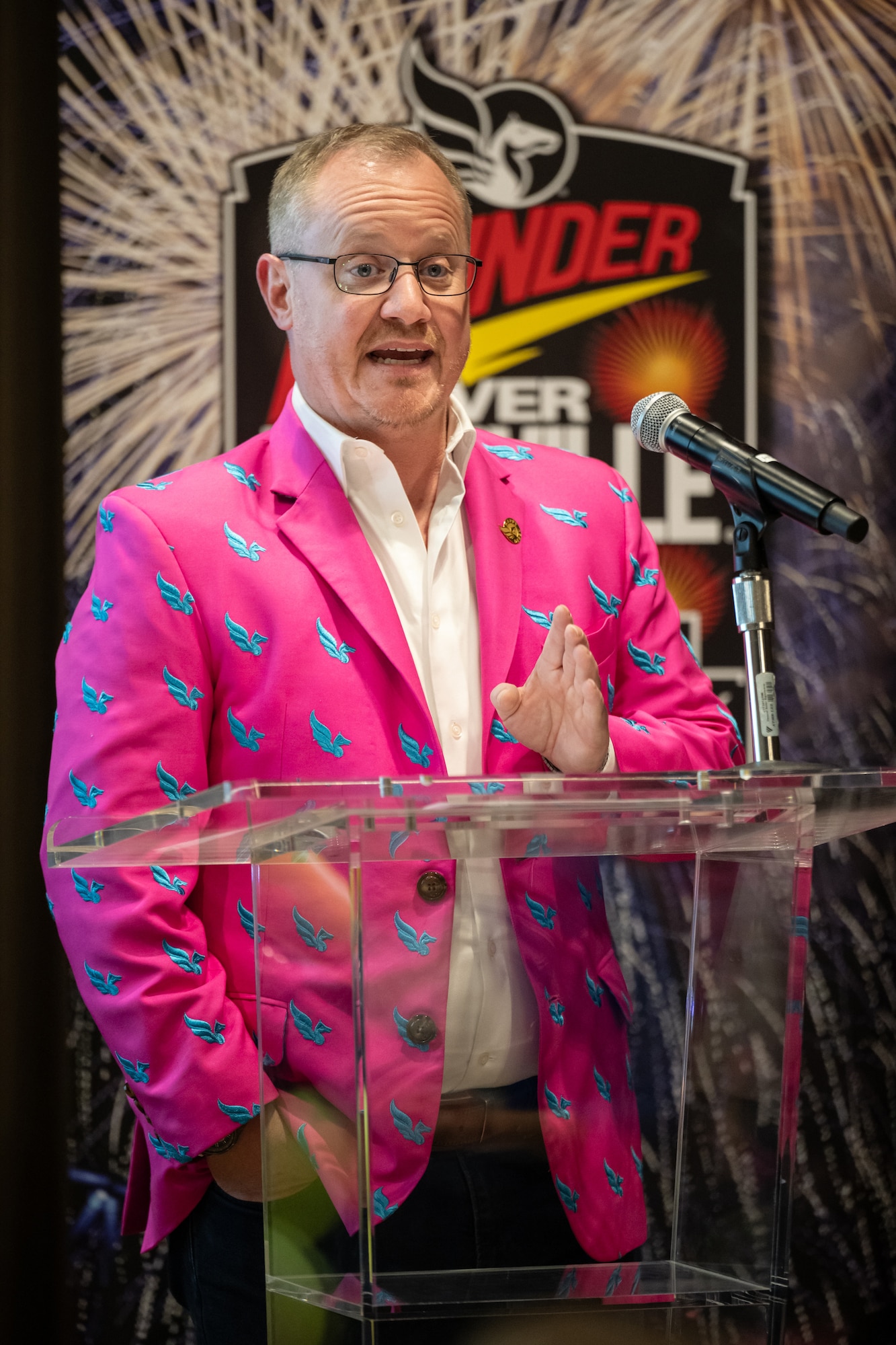 Matt Gibson, president and CEO of The Kentucky Derby Festival, announces the official countdown to this year’s Thunder Over Louisville air show at a press conference in Louisville, Ky., March 3, 2025. The show, which kicks off the city’s annual two-week Derby Festival, is slated for April 12 and will feature aerial demonstrations by the Kentucky Air National Guard and U.S. Air Force F-35 Lightning II Demo Team. (U.S. Air National Guard photo by Dale Greer)