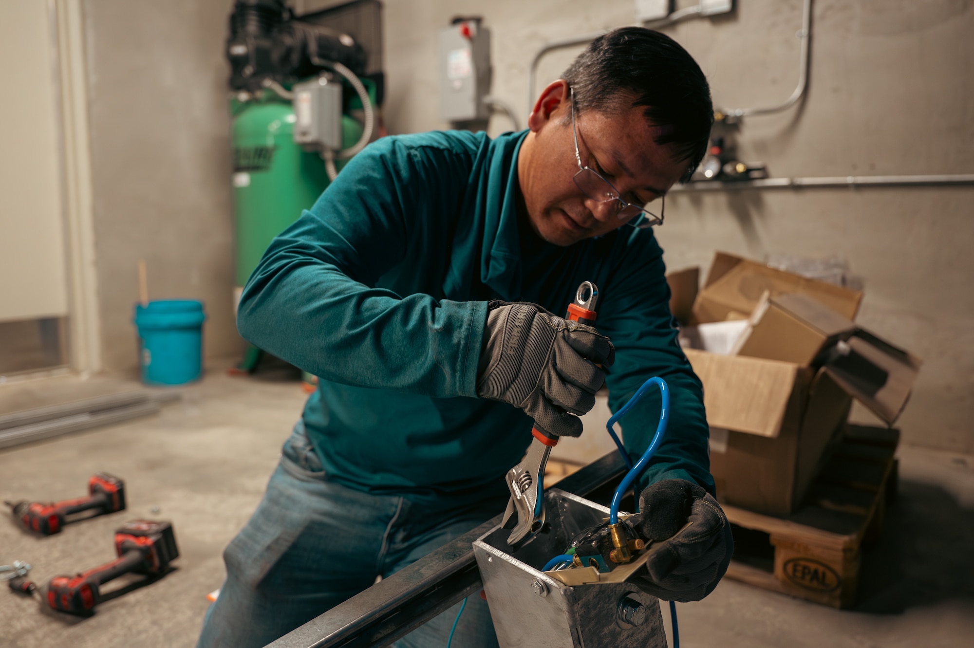 Contractor Working
