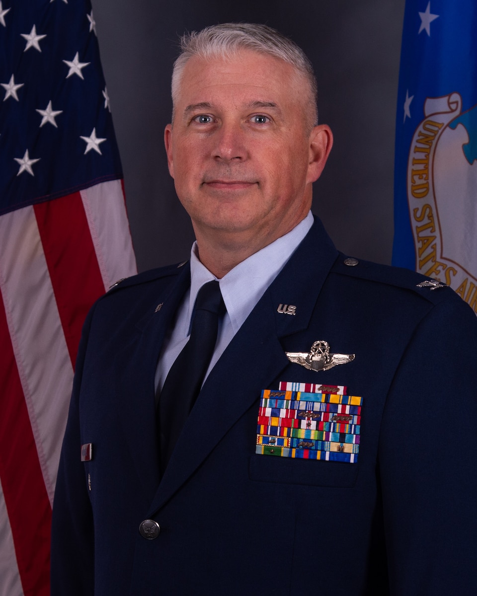 An Air Force colonel.