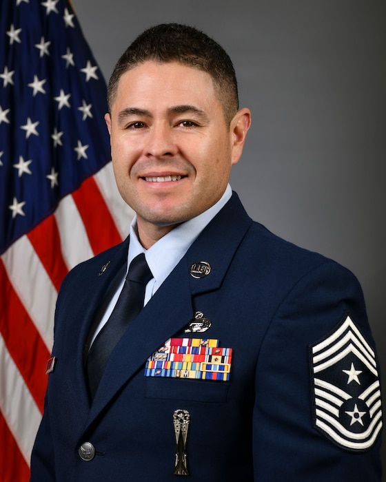 Official photo of an Air Force member