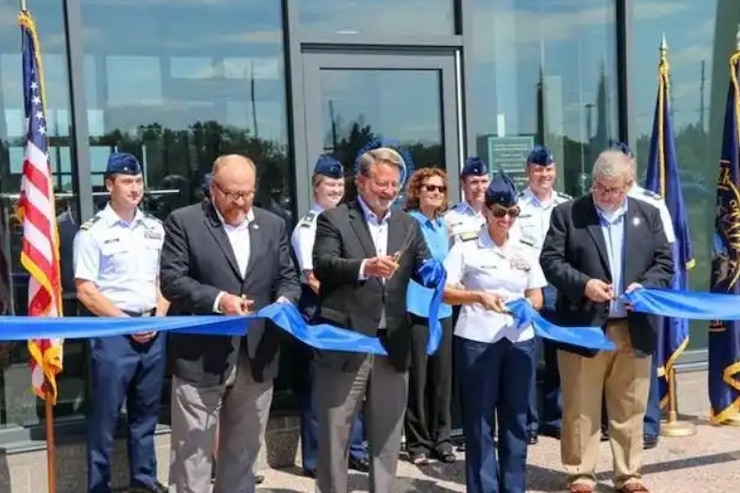 Photo to Senator Gary Peters cutting the ribbon on the new U.S. Coast Guard Great Lakes Oil Spill Center of Expertise.